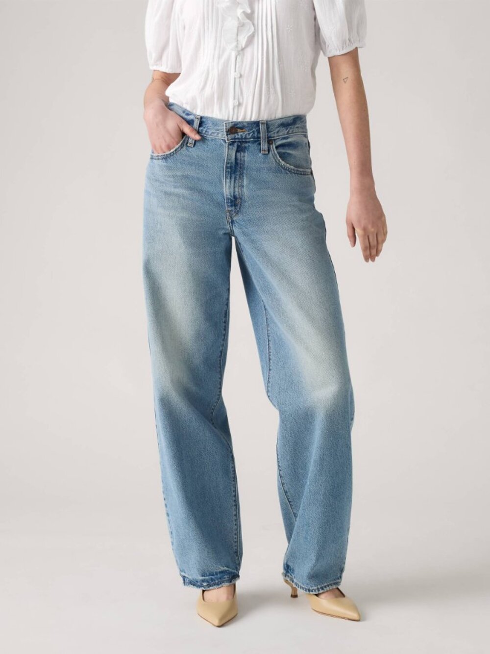 Levi's Premium Baggy Dad Jeans - Picture 3 of 5
